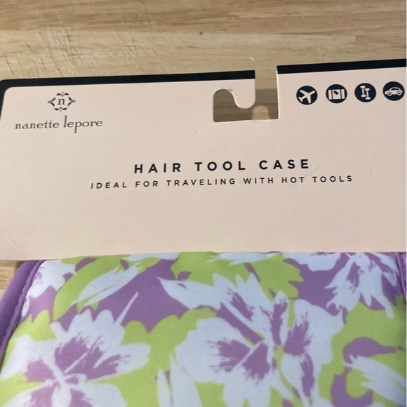 Nanette Lepore Hair tool case in purple with flowers. Brand new - Picture 2 of 4